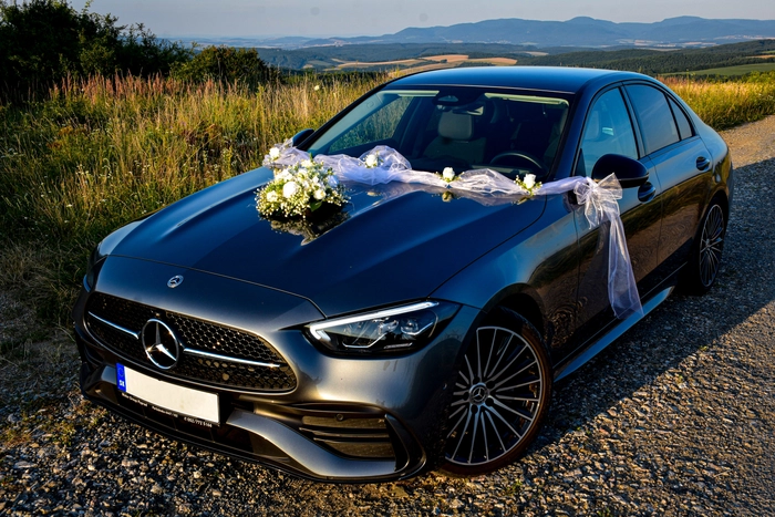 Svadobné auto - Dekorácia kytica