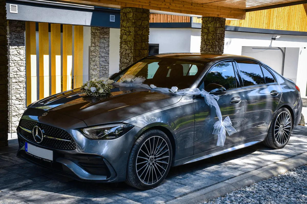 Svadobné auto s dekoráciou - Galéria vozového parku